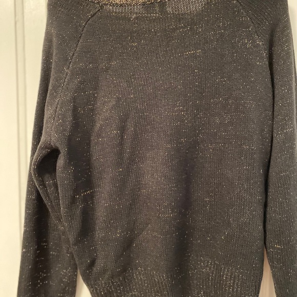 Sweater - Picture 2 of 3